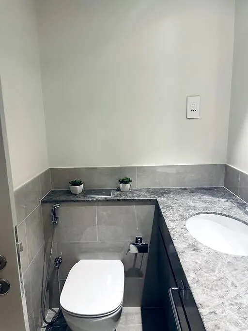 2 Bedroom Close To Dubai Mall United Arab Emirates